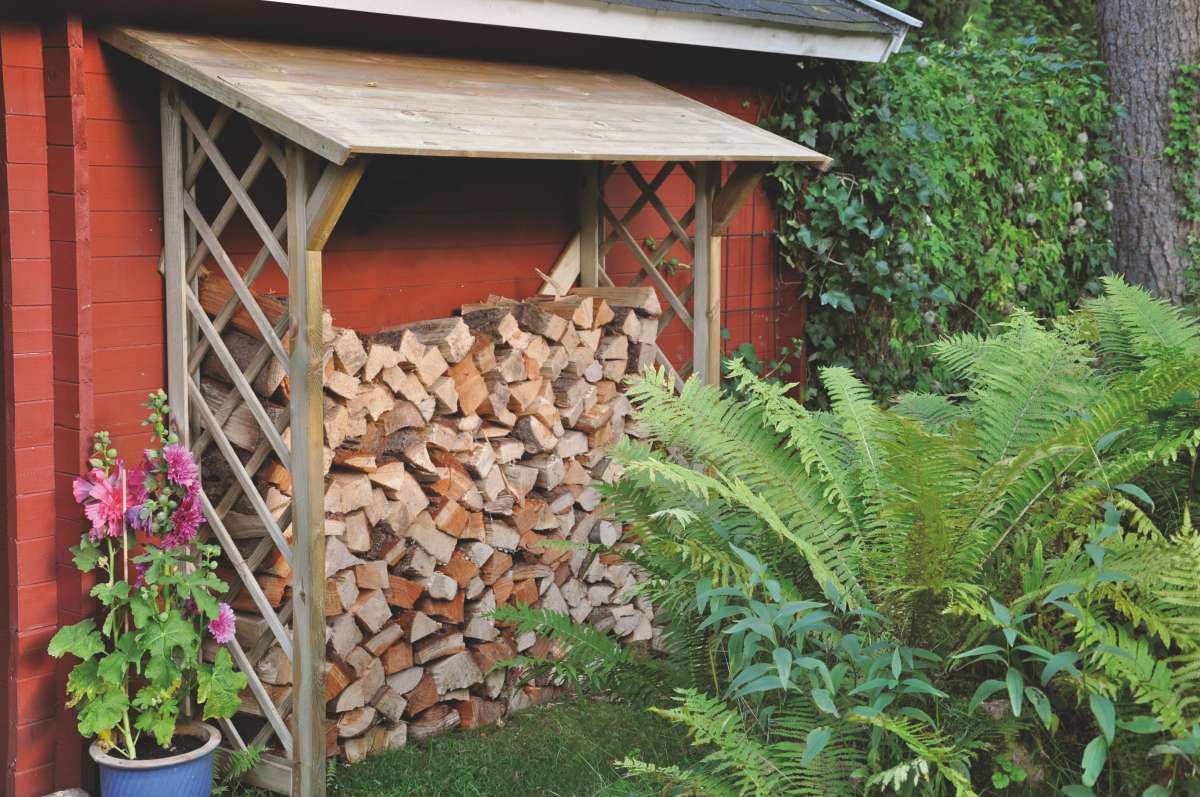 Kaminholzregal Garten und Gerätehäuser Holz im Garten